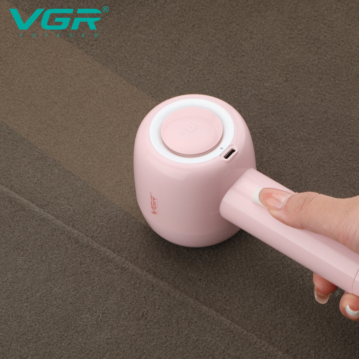 VGR V-813 Professional Rechargeable Lint Remover — Image 4 — VGR Pakistan Official